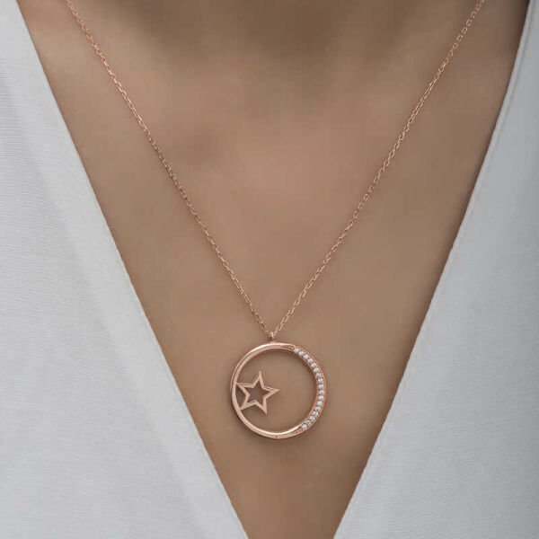 Gümüş Rose Yıldız Detaylı Halka Kadın Kolye