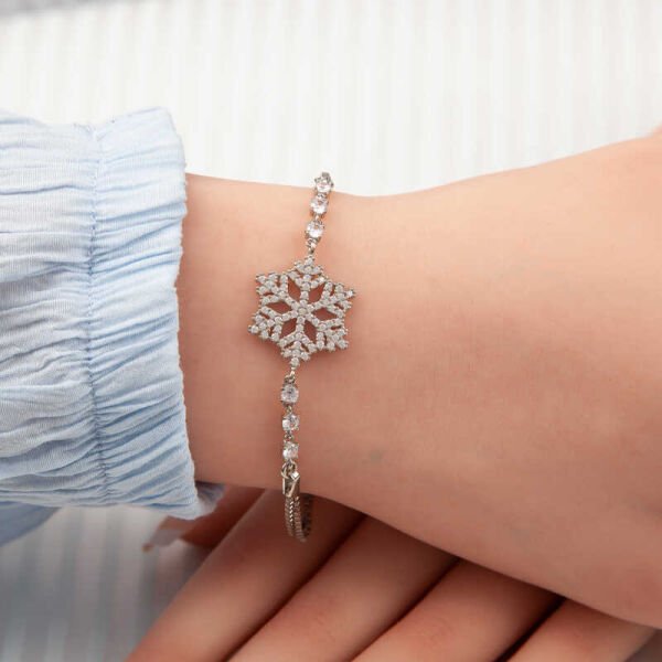 Gümüş Kar Tanesi Kadın Bileklik