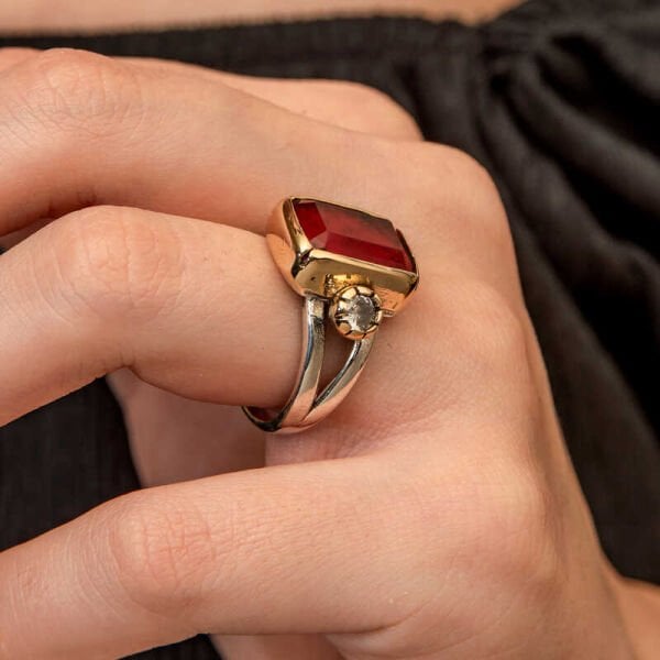 Gümüş Kırmızı Zirkon Taşlı Otantik Kadın Yüzük