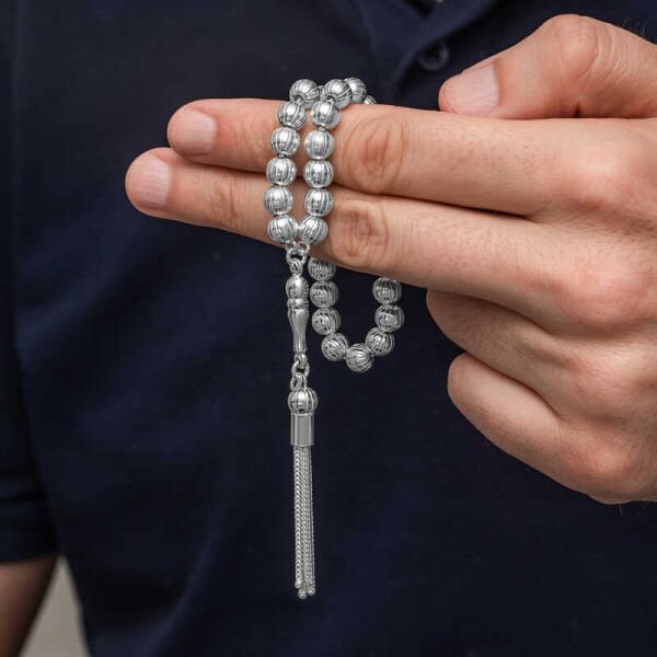 Gümüş Yuvarlak Çizgili Erkek Tesbih