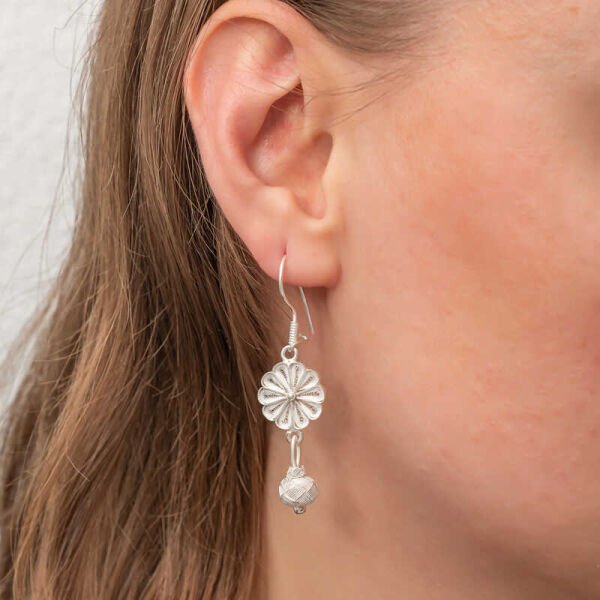 Gümüş Sallantılı Trabzon Kazaz Kadın Küpe