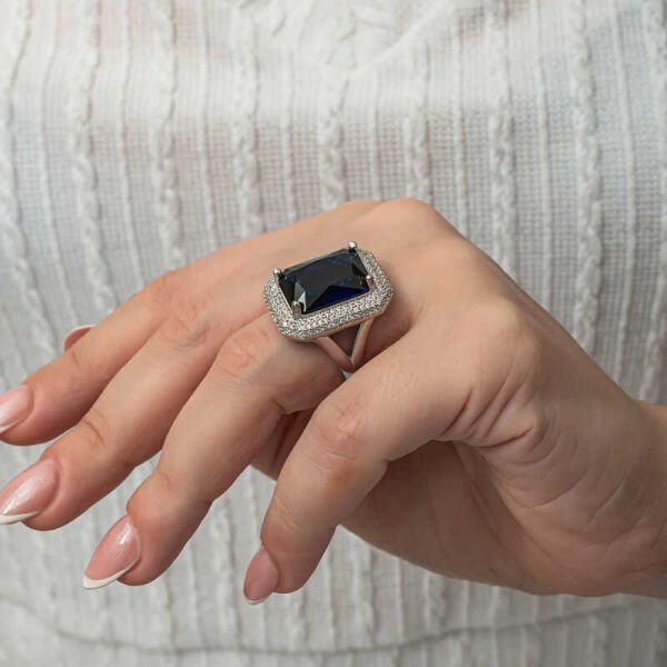 Gümüş Lacivert Zirkon Taşlı Kadın Yüzük