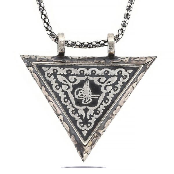 Gümüş Üçgen İçi Açılabilen Tuğra Muskalık Kolye