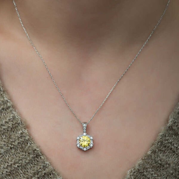 ​Gümüş Buğday Sarısı Baget Taşlı Bayan Kolye