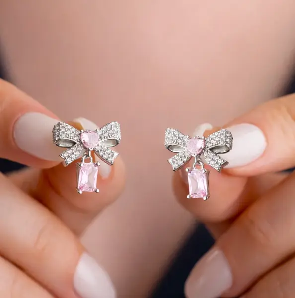 Gümüş Pembe Taşlı Fiyonk Kadın Küpe